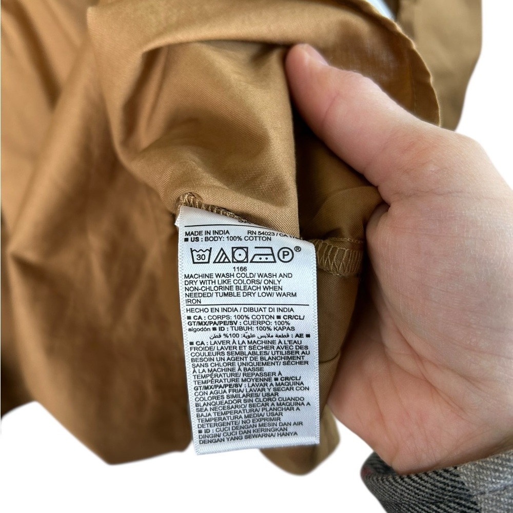 Old Navy Women's Brown Button-Up Blouse - Picture 6 of 9